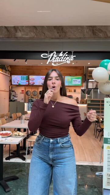 Y tú, ¿con quién compartirías tu Piadina en esta noche terrorífica?🎃