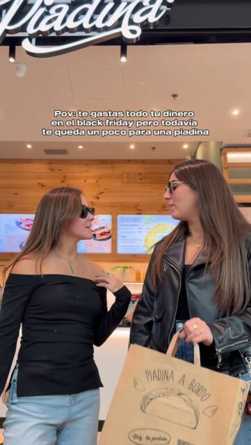 Nuestra cuenta de banco va a temblar el próximo viernes con las tarjetas black de La Piadina😬 

 👉Consigue tu tarjeta black el viernes 28 en nuestros restaurantes y llévate un 20% de descuento

*Canjea tu Tarjeta Black por un 20% de descuento de domingo a jueves en compras superiores a 20€. De 20:00 a cierre hasta el 14 de diciembre. No acumulable con otras promociones y descuentos.