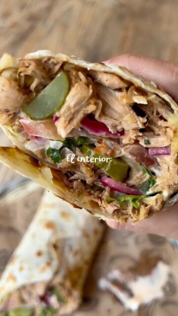 Lo mejor siempre está en el interior ✨

Ingredientes frescos, combinaciones brutales y un bocado que te cambia el día 🌱🌮🍹

Te esperamos 💚

📍 A Coruña 
Juana de Vega, 19 | Av. de Oza, 9 | @marinedacity 

📍 Madrid 
@cclagavia | @granplazados