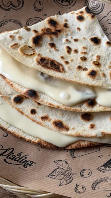 💥 NOVITÁ DOLCE 💥

Si eres fan del chocolate bianco, esta Piadina tiene tu nombre 🤩

Ven a probarla y combínala con tu topping favorito 🍫🤍