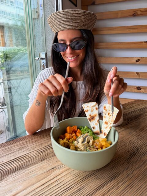 Attenzione⚠️

El ✨ Bowl Livorno ✨ puede convertirse en tu crush gastronómico 💔